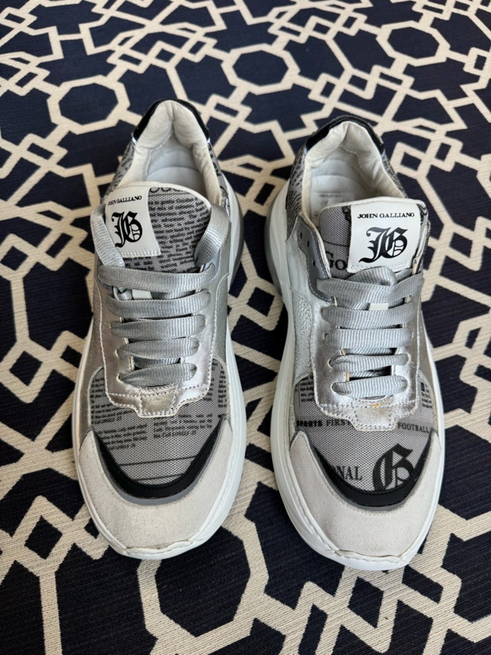 John Galliano Newspaper Chunky Sneakers White Silver Metallic Leather Size 41/10 - Picture 3 of 13